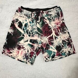 Lululemon Athletica Multicolor Abstract Print Shorts